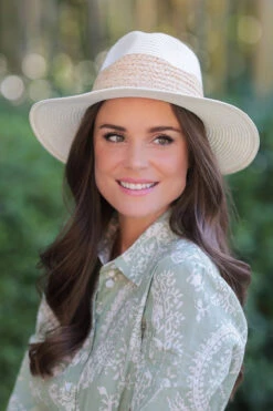 Rey Fedora Hat -Shoreline Trendy 06 28 005IV Hat Ivory Lifestyle