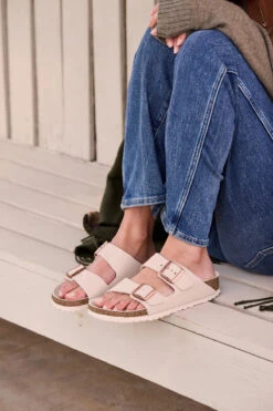 Birkenstock Arizona Slides -Shoreline Trendy 1023528 Shoe Shimmering Light Rose Lifestyle