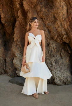 Farm Rio Off-White Flower Maxi Dress -Shoreline Trendy 309145 Apparel Dress Off White Lifestyle