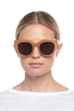 Le Specs Air Heart Cat-Eye Sunglasses 11 Le Specs Air Heart Cat-Eye Sunglasses -Shoreline Trendy LES NEUTRAL CAR Sunglasses Lifestyle 99518